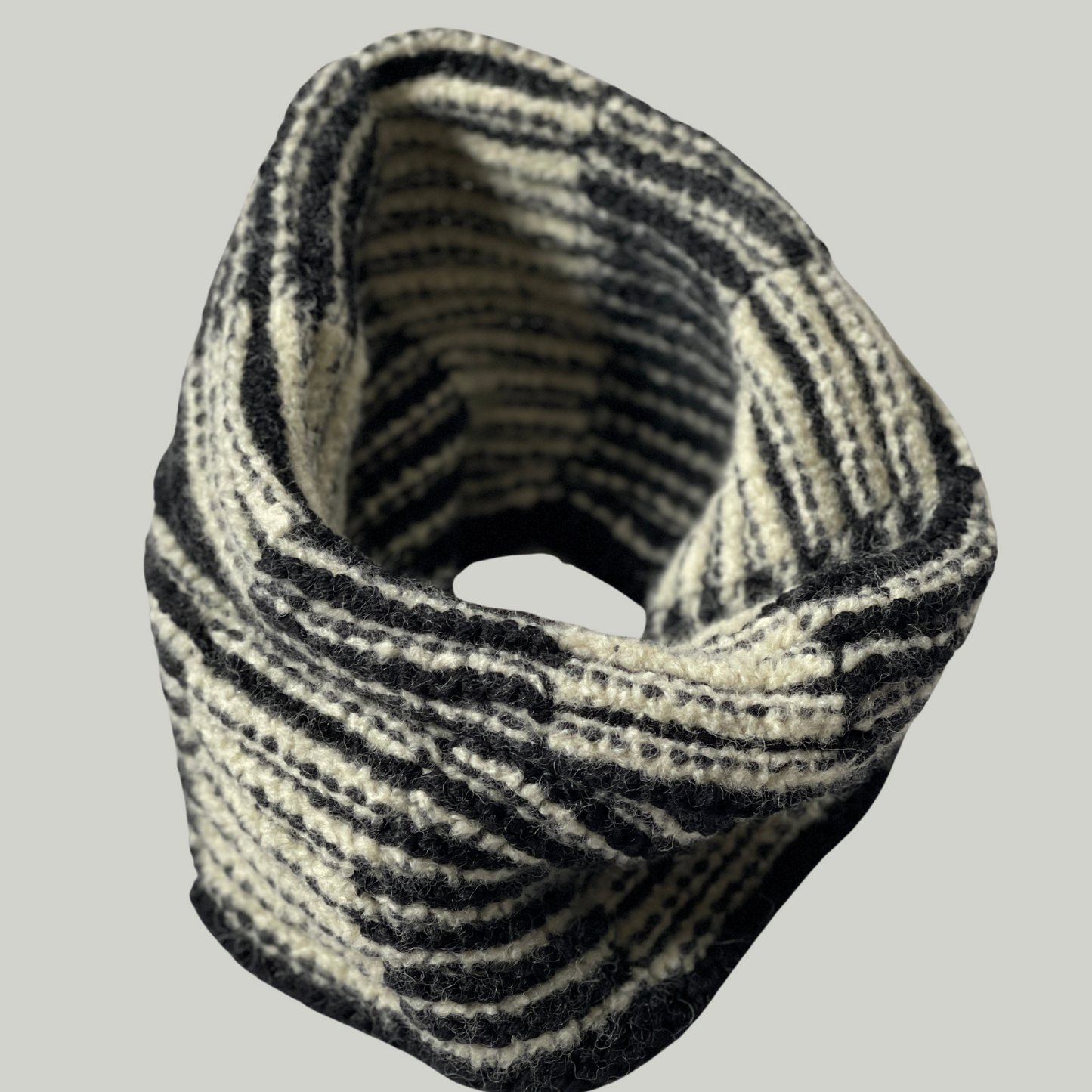 Black and White Wool/Acrylic Blend Contrast Cowl